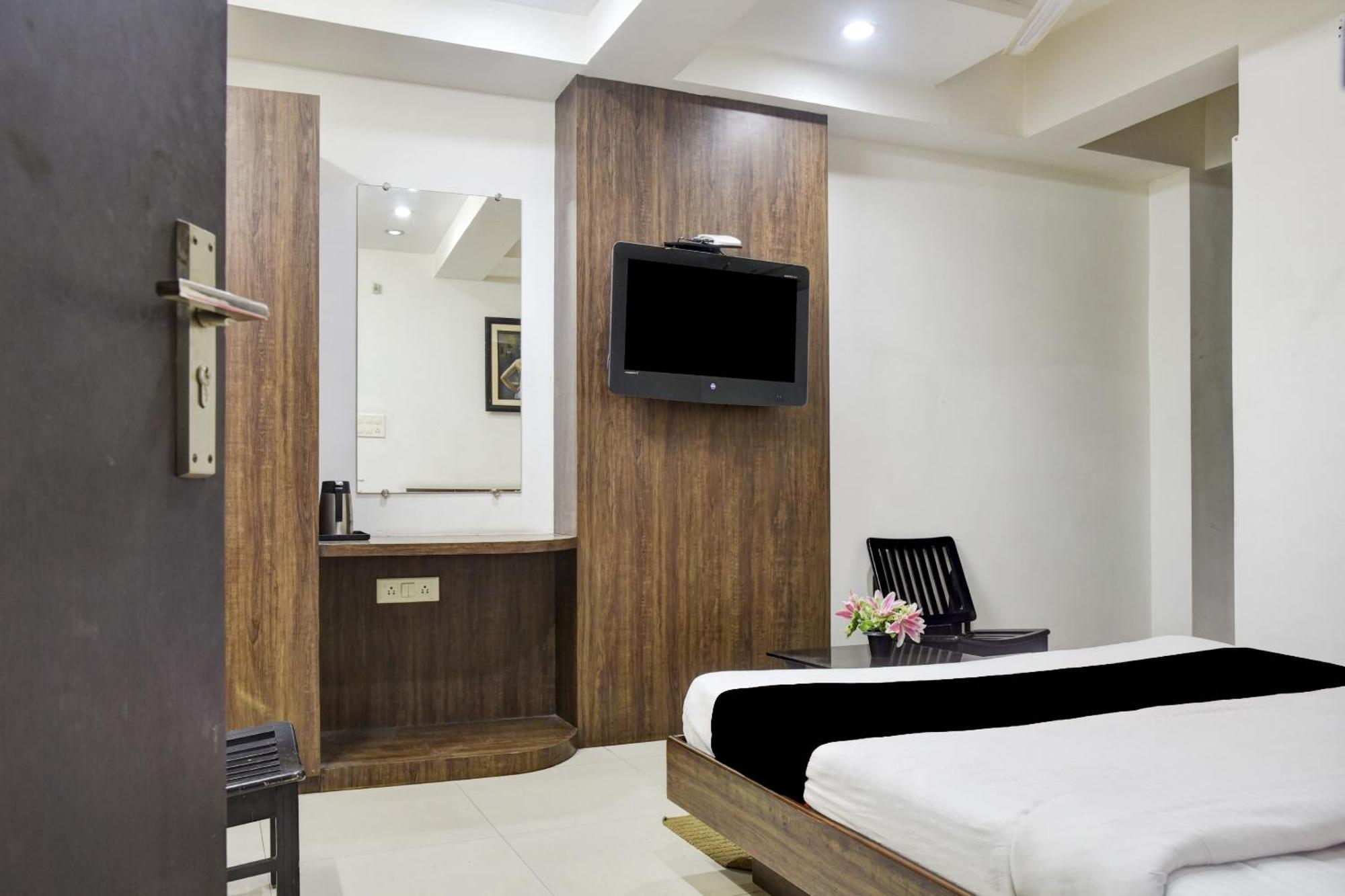Hotel O Aditya Palace Μποπάλ Εξωτερικό φωτογραφία